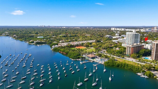 Building Photo - 2951 S Bayshore Dr