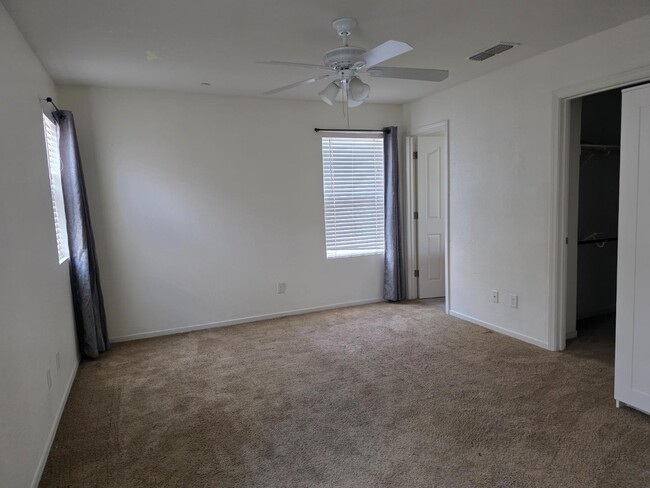 Building Photo - 8917 Robbins Rd