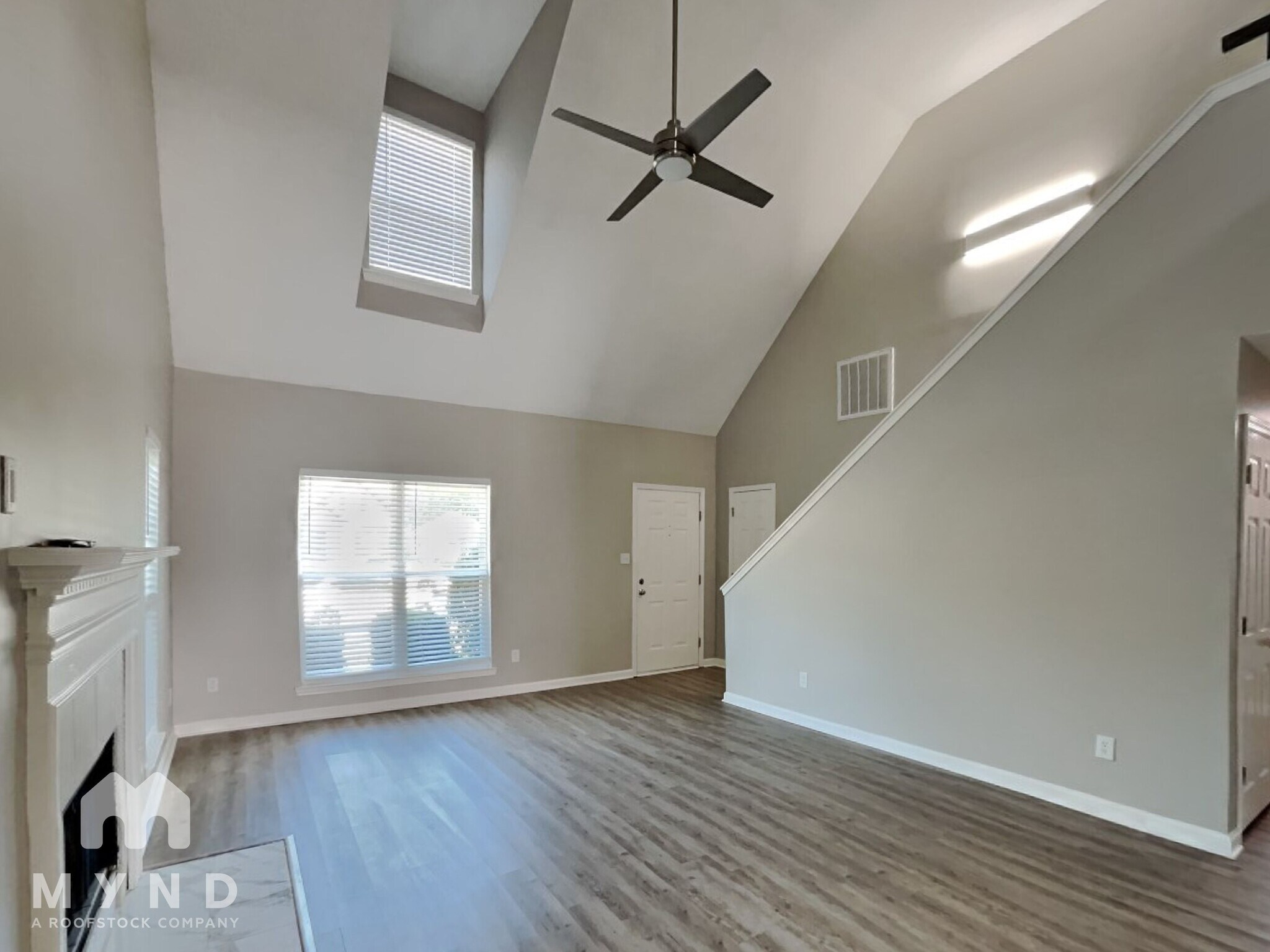Building Photo - 137 W Stonehaven Cir
