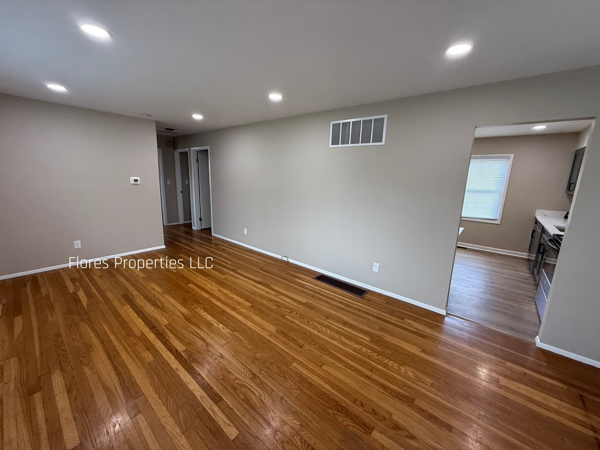 Building Photo - 1136 Pauline Ave