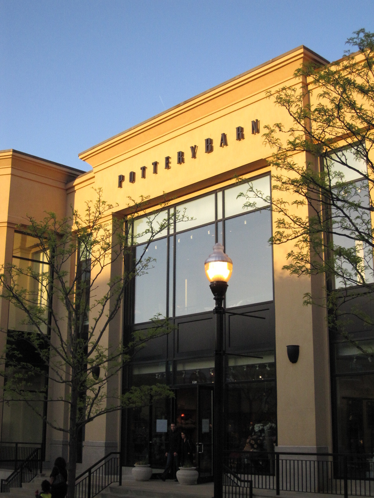 Nearby Retail - 2001 15th St North