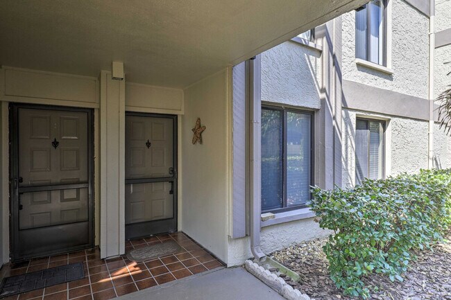 Building Photo - 6372 Palma Del Mar Blvd S