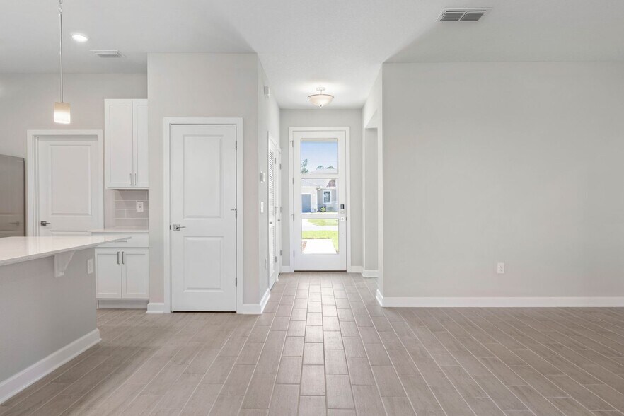 Building Photo - 2311 NW 37th Ave
