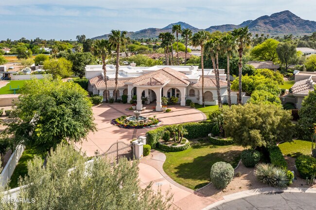 Building Photo - 6649 E Berneil Dr