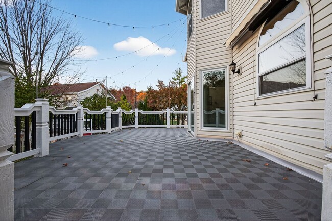 Building Photo - Stunning 4,166 Sq. Ft. Home in Westridge Oaks – Upgraded Throughout!