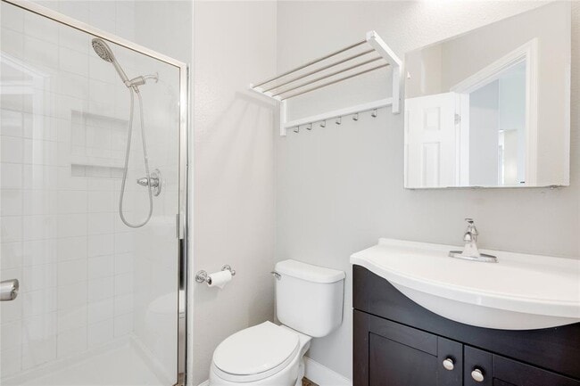 Building Photo - 8106 Longdraw Dr