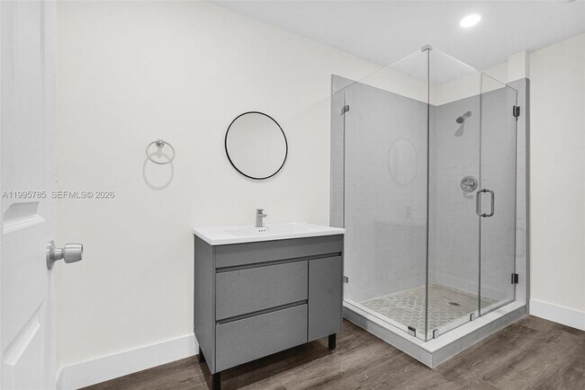 Building Photo - 1730 Acapulco Dr