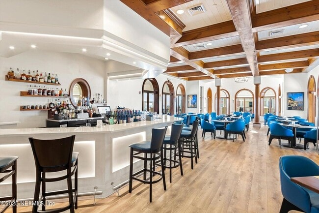 Building Photo - 215 S Ocean Grande Dr