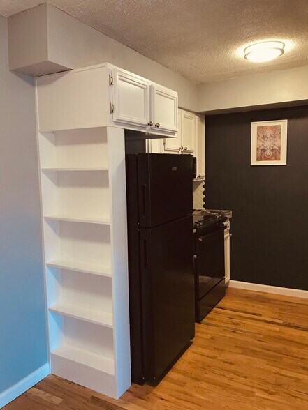 Building Photo - 7080 W 20th Ave