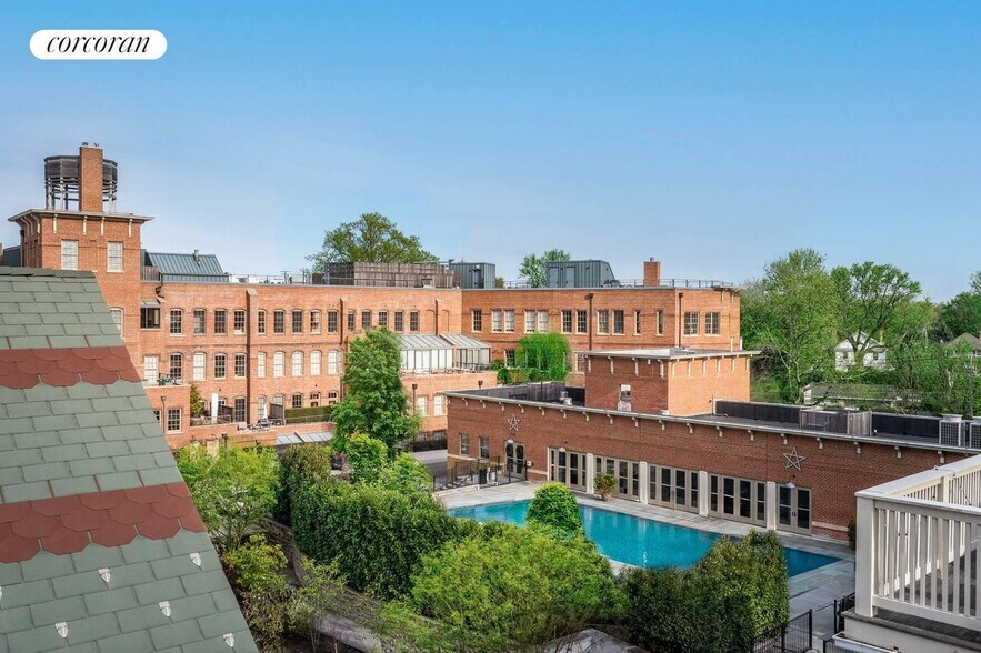 Building Photo - 43 Church St