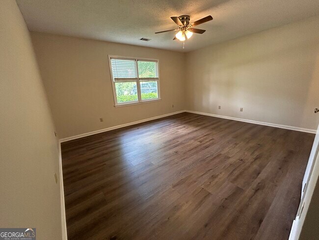 Building Photo - 115 Shady Grove Ln