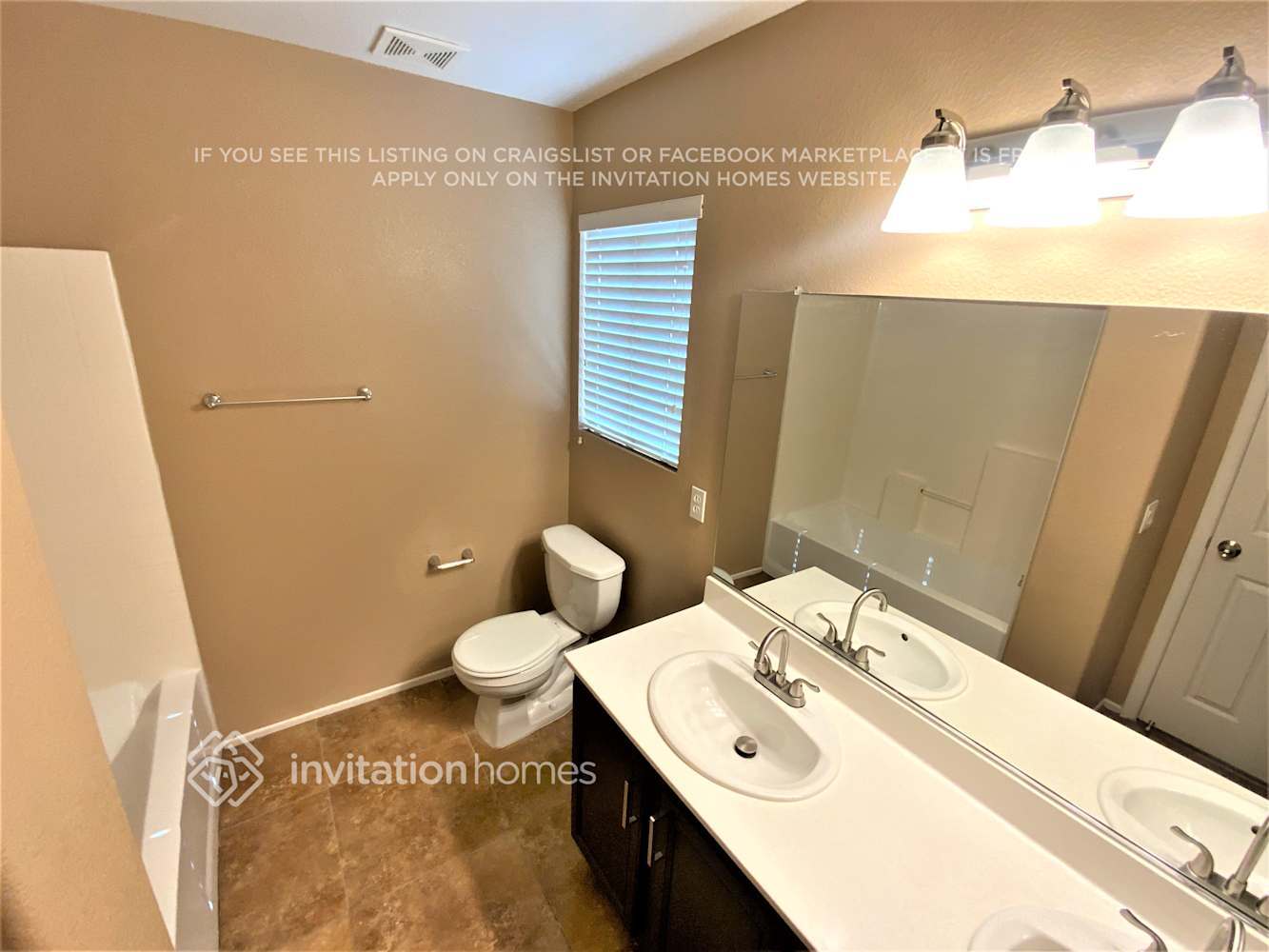 Building Photo - 8013 Hidden Quail Ave