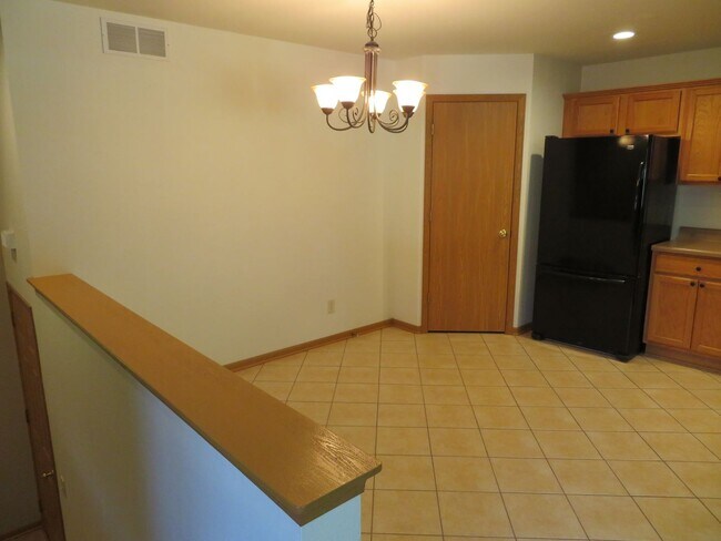 Building Photo - Raco 130/134 Nordic