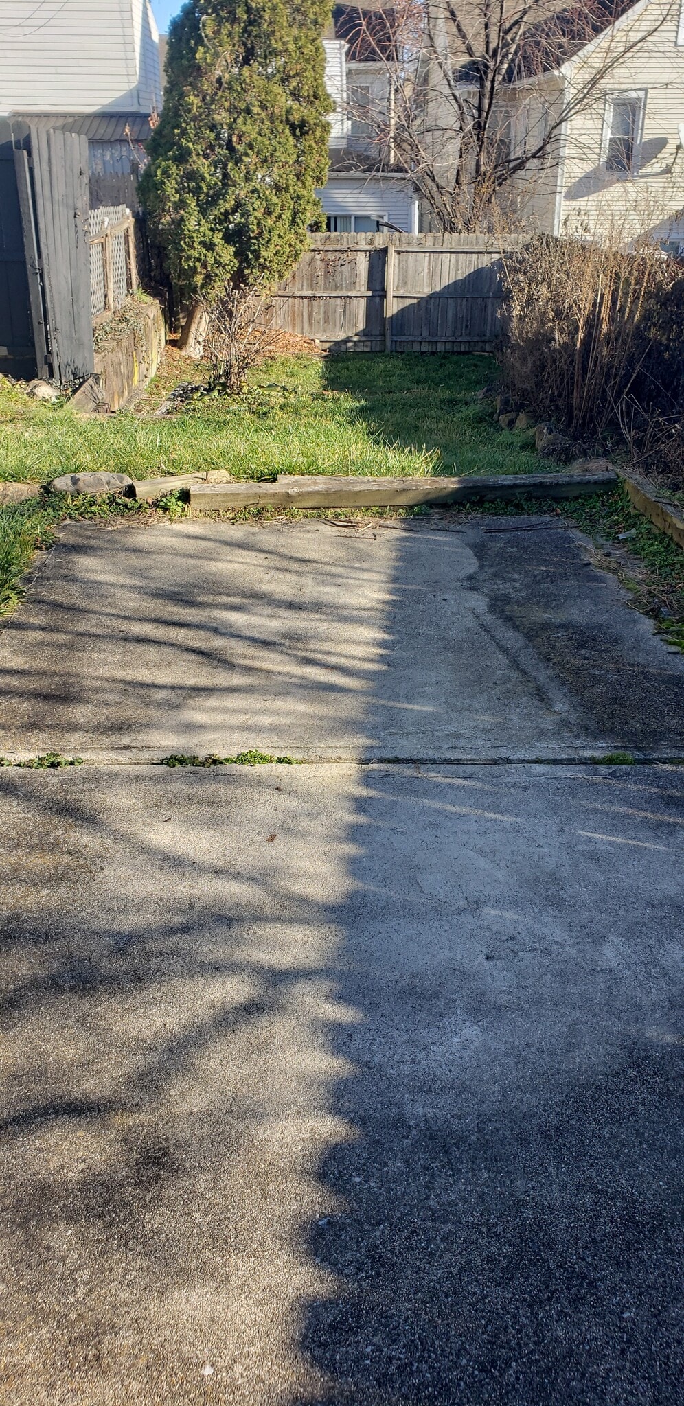 Private off street parking - 910 Spring Garden St