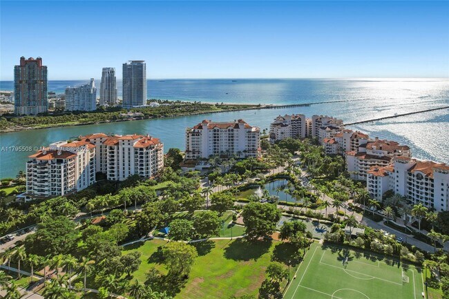 Building Photo - 7141 Fisher Island Dr