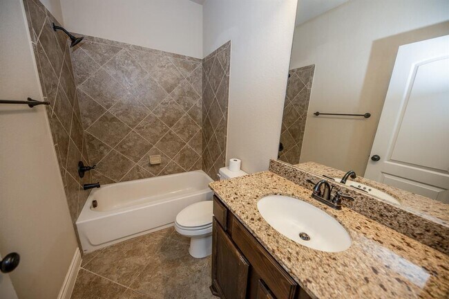 Building Photo - 27811 Bradford Ridge Dr