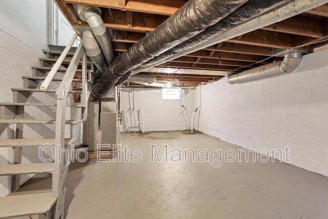 Building Photo - 2239 Homestead Dr