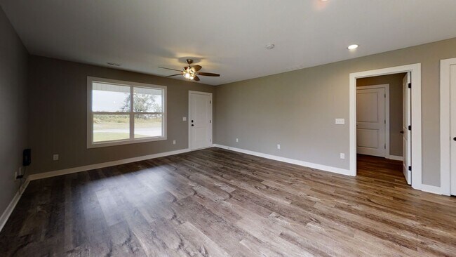 Building Photo - 11852 Ridgeway Dr