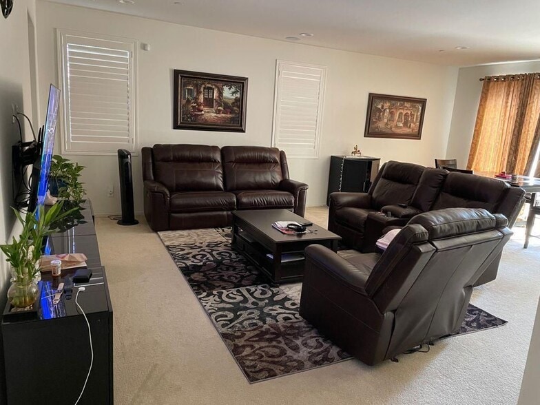 Building Photo - 3931 Merryvale Way