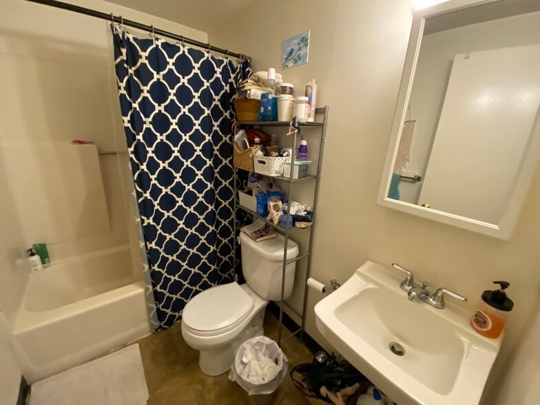 Building Photo - 4 Leeds St