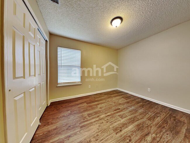 Building Photo - 1860 Enterprise Ave