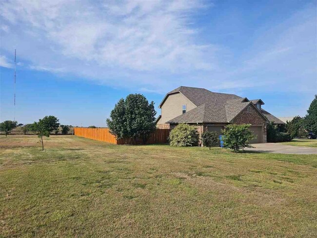 Building Photo - 1299 SW Deyo Landing Loop