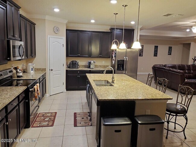 Building Photo - 7290 Longleaf Branch Dr