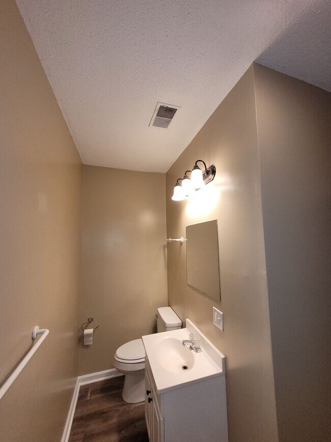 Building Photo - 70 GA-98