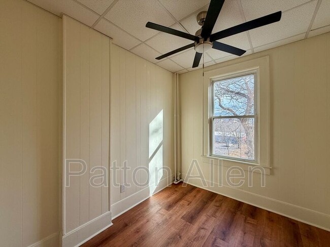 Building Photo - 43 Ravenscroft Dr