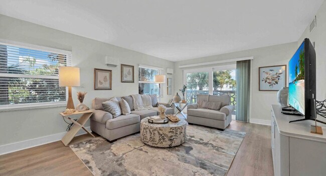 Building Photo - 925 Whelk Ct