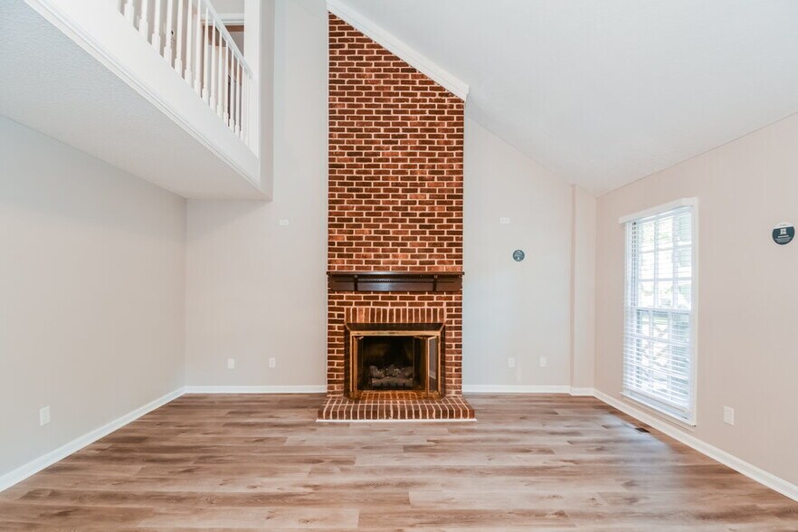 Building Photo - 1625 Netherfield Ln