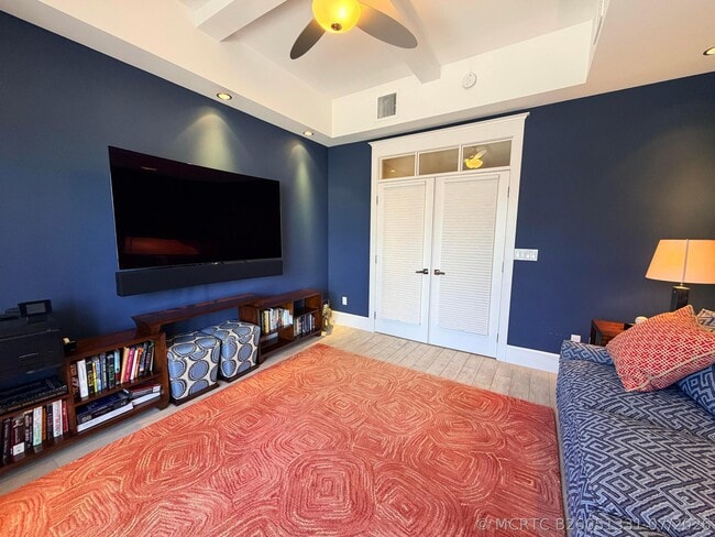 Building Photo - 1598 S Ocean Ln