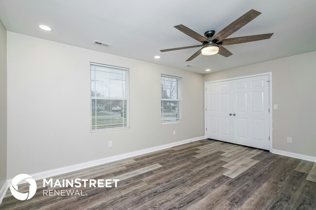 Building Photo - 7103 Betsy Ross Dr