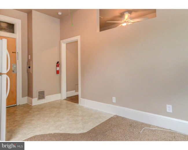 Building Photo - 239 Vine St