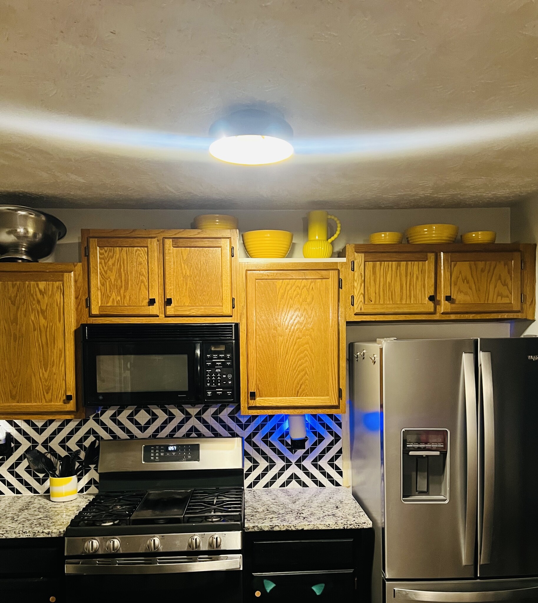 Kitchen - 1071 Country Park Dr