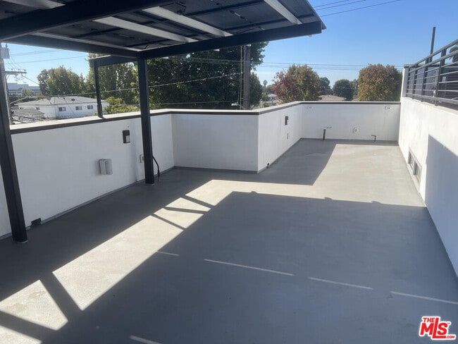 Building Photo - 1900 20th St