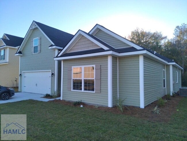 Building Photo - 222 Courage Wy