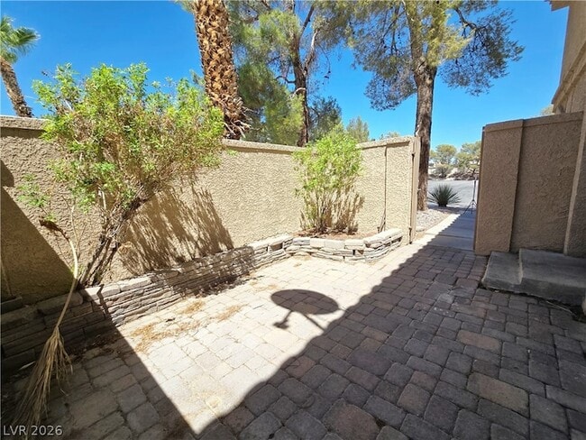 Building Photo - 2817 Crystal Lantern Dr