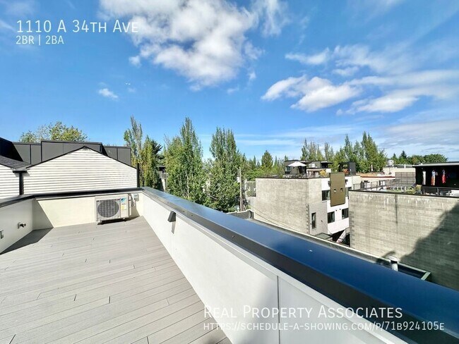 Building Photo - 1110A 34th Ave