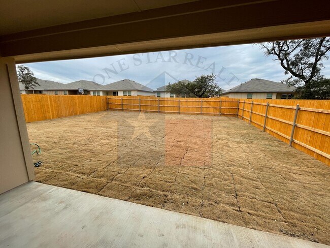 Building Photo - 9601 Murandy Dr