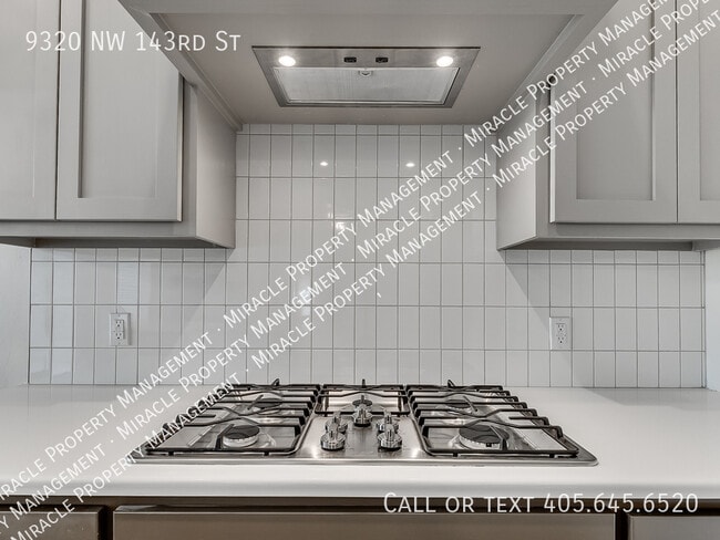 Building Photo - 9320 NW 143rd St
