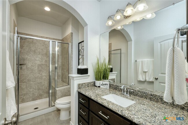 Building Photo - 2701 Rabbit Creek Dr