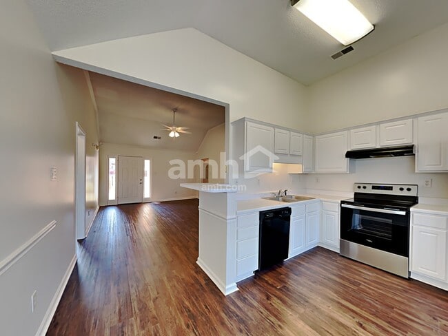 Building Photo - 1374 Siskin Dr