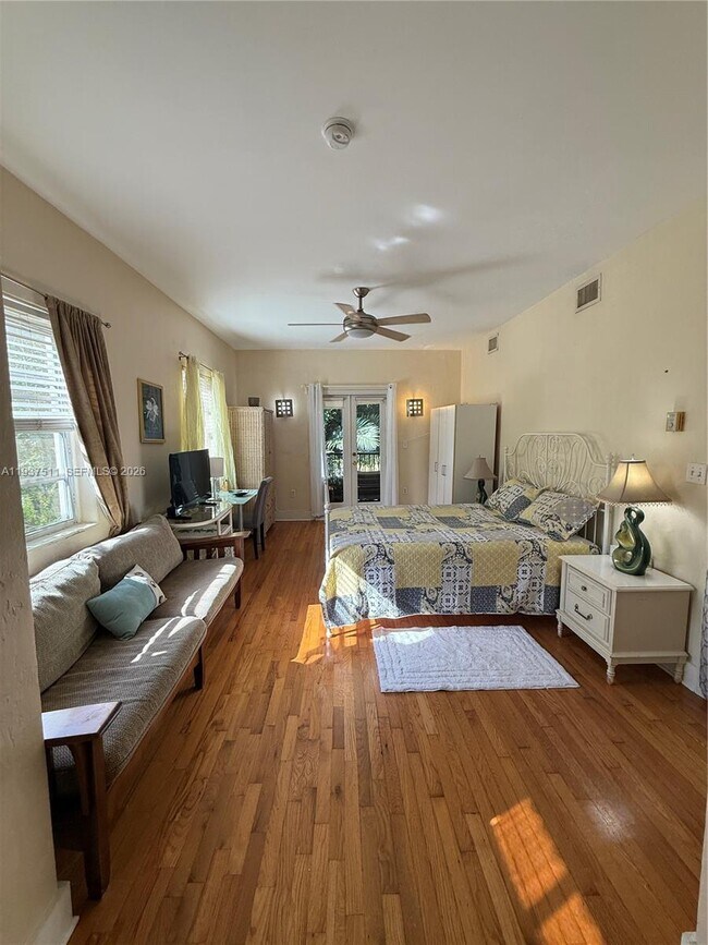 Building Photo - 1550 Jefferson Ave