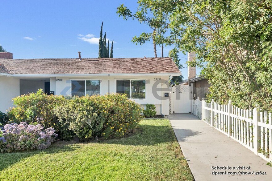 Primary Photo - 22657 Strathern St
