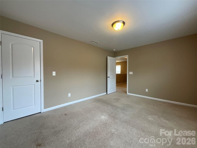 Building Photo - 3830 Broadview Lane