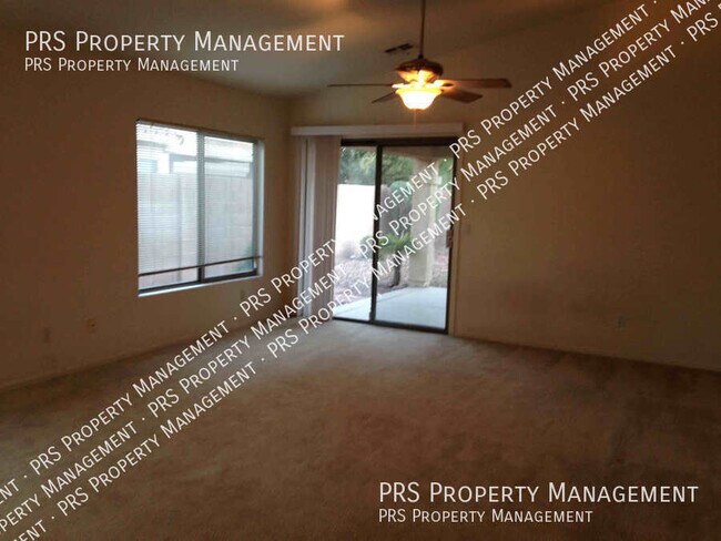 Building Photo - 3911 E Longhorn Dr