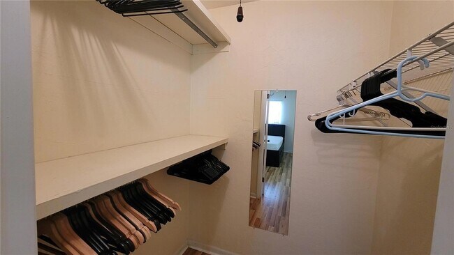 Building Photo - 415 NW 39th Rd