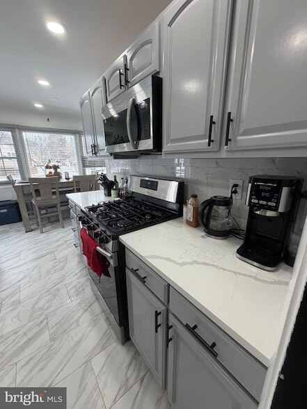 Building Photo - 15309 Alan Dr