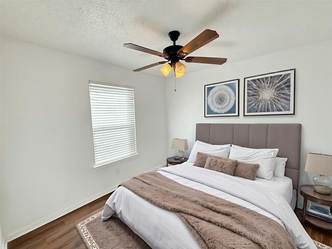 Building Photo - 1713 River Birch Dr